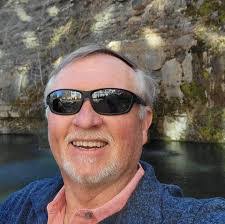 Kim Votaw's Instagram, Twitter & Facebook