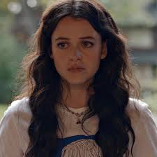 Max deserves so much better, yes she can be annoying but she's the one with  the biggest heart.