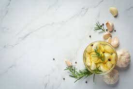 Jangan goreng sampai hangit, nanti khasiat bawang putih akan hilang. Minyak Bawang Putih Apa Manfaat Dan Cara Membuat Titipku
