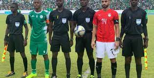 بالنسبة الى تشكيلة منتخب مصر المتوقعة ضد منتحب جزر القمر اليوم الاثنين في المباراة من ختام التصفيات الامم الافريقية فمن المتوقع ان يلعب المنتخب المصري المواجهة اليوم بتشكيلة سوف تضم في حراسة المرمى: Fheq5tjvh3g4um