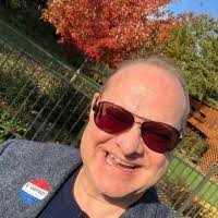 Kelly Wegener's Instagram, Twitter & Facebook