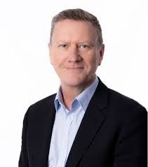 Malcolm Hawker's Instagram, Twitter & Facebook