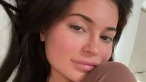 Reality television series keeping up with the kardashians since 2007 and is the founder and owner. Ohne Filter Kylie Jenner Zeigt Ihr Naturliches Gesicht Promiflash De