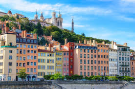 Nous notons également qu'aucun dispositif à destination des artisans et des commençants qui n'habitent pas lyon mais y. Leasys Mobility Store De Lyon Centre Location De Vehicules