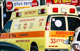 הרב אלעד ברזילי יצא לחפש תלמידים בהפגנות בעכו ונלחם בחייו. Itpxw10p8jb Jm