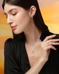 Menyelami Keindahan Baju Nikah Adat Sunda, Filosofi dan Makna Dibaliknya