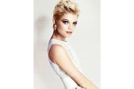 Et de trouver la bonne longueur ? Coiffure Mariage Cheveux Courts Les Plus Belles Coiffures De Mariage Pour Cheveux Courts