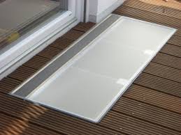 Mit Beluftungsgitter Wandseitig Inkasystems Lichtschachtabdeckungen Lichtschachtabdeckung Lichtschacht Container Hauser