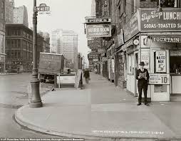 1940s nyc | street photos of every building in new york. Never Before Seen Photos From 100 Years Ago Tell Vivid Story Of Gritty New York City Daily Mail Online