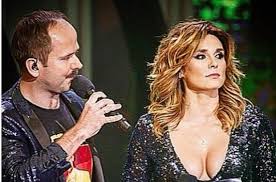Original lyrics of kajra kajra kajraare song by himesh reshammiya. Magdalena Kajra Kajrowicz Nie Wystapi W Telewizyjnym Show Slawomir Jej Zabronil