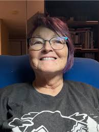 What are the stories and facts about the man and his mule in Virginia City,  Nevada?