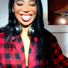 Bee Davis (@luxquaubas) • Threads, Say more