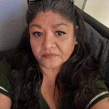 Buenos días 😃 Let's get this weekend started…Vámonos