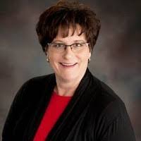 Carrie Steckbauer's Instagram, Twitter & Facebook