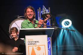 Marek holeček se soustřeďuje spíše na obtížnost výstupů a na zdolávání nových cest, i kdyby měl pod vrchol jet řadu let za sebou. Zlaty Cepin Pro Maru Holecka A Zdenka Haka Cesky Horolezecky Svaz Chs