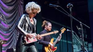 Depending on the species will determine what stages and names a baby fish are referenced by. Honed On The Road Samantha Fish S Music Is Bold And Expressive World Cafe Npr