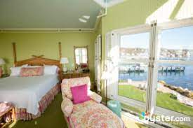 We had a room overlooking the lake and it was so beautiful. Hotels In Mackinac Island Michigan Best 5 Hotels In Mackinac Island Michigan From 97 Night Oyster Com