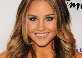 Amanda bynes previously announced she was engaged to paul michael on valentine's day last year. Amanda Bynes Parents Insist She Needed The Shift To Malibu Rehab