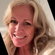 Jessica Trimmer's Instagram, Twitter & Facebook