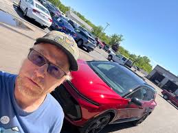 Chevy Equinox EV vs Tesla Model Y