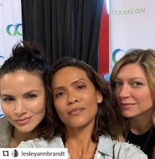 Katrina Law On Instagram Clexacon In Full Effect Lesleyannbrandt Jesmacallan Lasvegas Katrina Law Katrina Dc Tv Shows