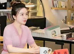 扬州最美副局长事情反转?男主同学发声:能力强情商高,或无辜躺枪_戴璐_丈夫_李某
