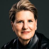 70+ "Diane Glass" profiles