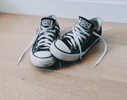 Nike is donating 30,000 pairs of shoes — specifically designed for health care workers — to health systems and hospitals in cities across the united states. 12 Simple Ways To Get Free Shoes Online Including Nike 2021