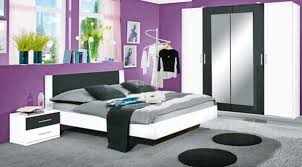 Entspricht die bett mit schrank drunter der qualitätsstufe, die sie als käufer in dieser preiskategorie haben möchten? Schlafzimmer Bett Schrank Nachttische Von Ansehen