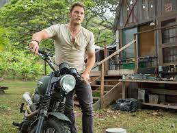 Chris Pratt Says Jurassic World 3 Is Basically Avengers Endgame But With Dinosaurs Jurassic World Chris Pratt Owen Jurassic World Jurassic Park Film