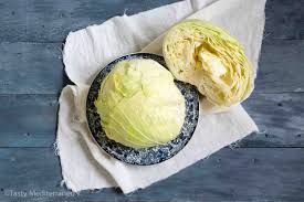 Feuilles De Chou Farcies A La Libanaise Tasty Mediterraneo Feuilles De Chou Farcies Chou Farci Feuille De Chou