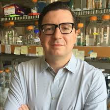 د. كريم-جان أرمش لبناني من #بدبا #الكورة حاز على منحة "مؤسسة ديفيد ولوسيل  باكارد" نورما شاهين