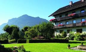 Brannenburg is a municipality in the district of rosenheim in bavaria in germany. Bildungsportal Brannenburg Auf Der Hohe Des Wissens