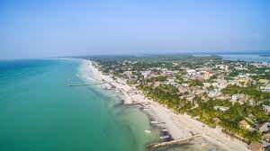 You get to isla holbox by taking a ferry in chiquilá. Holbox Plus Tours In Playa