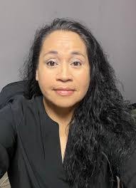 Esther Rosado's Instagram, Twitter & Facebook