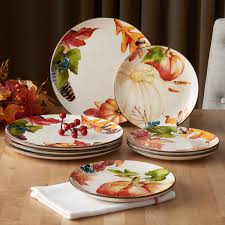 We have great discounts on plates, tablecloths, napkins, cups, cutlery & more. Better Homes Gardens 4 Piece Autumn Botanical Dinner Plate Set Walmart Com Walmart Com