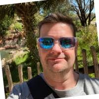 100+ perfiles de «Greenman»