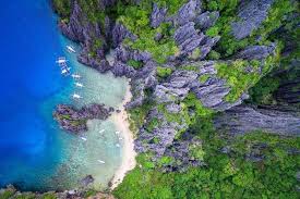 Republika ng pilipinas), is an archipelagic country in southeast asia.it is situated in the western pacific ocean, and consists of about 7,640 islands, that are broadly categorized under three main geographical divisions from north to south: 23 Spectacular Philippines Islands For Your Vacay In 2021