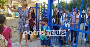 Ο τάκης ζαχαράτος είναι γνωστός για τις ευφάνταστες και πάντα πετυχημένες μεταμφιέσεις του. Matina Pagwnh Patrisnews Efhmerida Patris Hleias