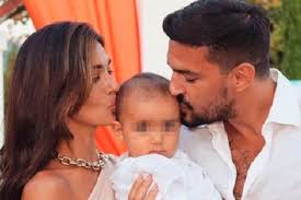 Rosa perrotta e la paura per il figlio ethan, le critiche: Paura Per Rosa Perrotta E Pietro Tartaglione Il Figlio Dodo Portato In Ospedale