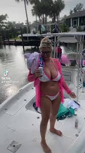 @ShaneandDaffs video Tweet