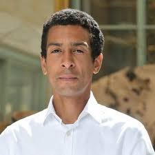 Walking dead actor David Morrisey and chef Melissa Hemsley prepare meals  for homeless for The Felix Project