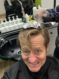 SO, THIS WAS A FIRST. Now, I've never paid much attention to my hair. As a  kid my mom put a bowl