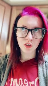 Leann Culver's Instagram, Twitter & Facebook