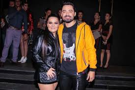 O cantor fernando zor e sua namorada, a cantora maiara, que faz dupla com sua irmã maraisa, se casaram em uma live neste sábado (26). Fernando Decidiu Acabar Por Telefone Namoro Com Maiara O Presente
