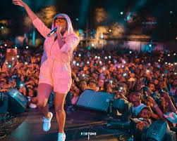 Dj Cuppy And Zlatan Performs Gelato For The First Time Photos Illuminaija