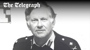 General Sir Antony Walker, tank commander who served in Germany, Northern  Ireland, Cyprus and Ghana