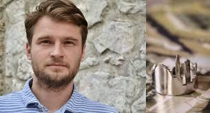 Tarik Musakadić dizajnira arhitektonski Samusa nakit inspirisan motivima  Sarajeva