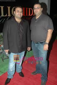 Hosts Moksh Manish Sani At The Launch Of Living Liquidz In Tata Star Bazaar On 12th Oct 2009 Most Viewed Bollywood Photos Bollywood Photos Living liquidz is one of mumbai's most renowned alcohol delivery platforms that offers the most convenient way to purchase beer, wine and other spirits. hamara photos