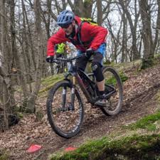 Mountainbike Fahrtechnik Kurse In Deiner Region Mtb Trainings Fur Einsteiger Anfanger Fortgeschrittene Trailsuchtige Wir Trails